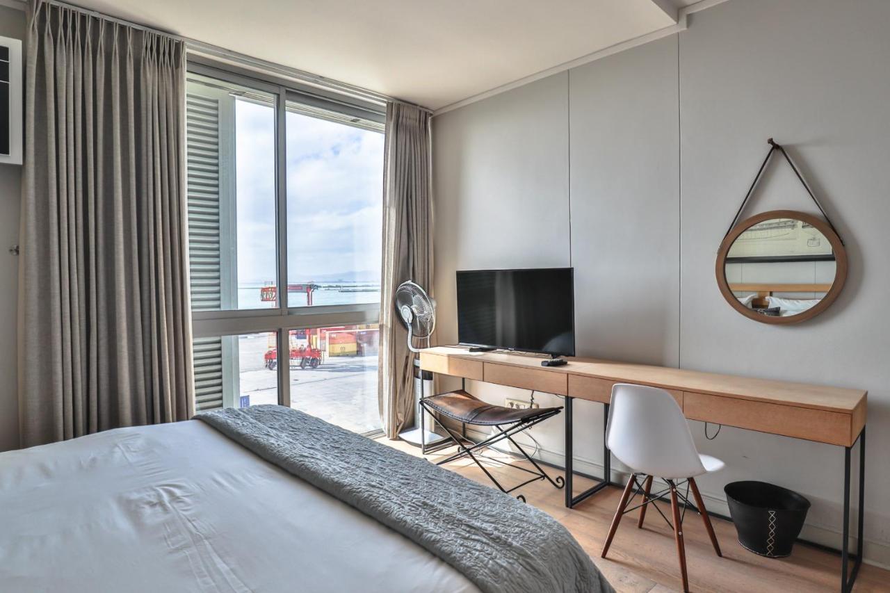 Apartment Harbour Bridge 417 By Ctha