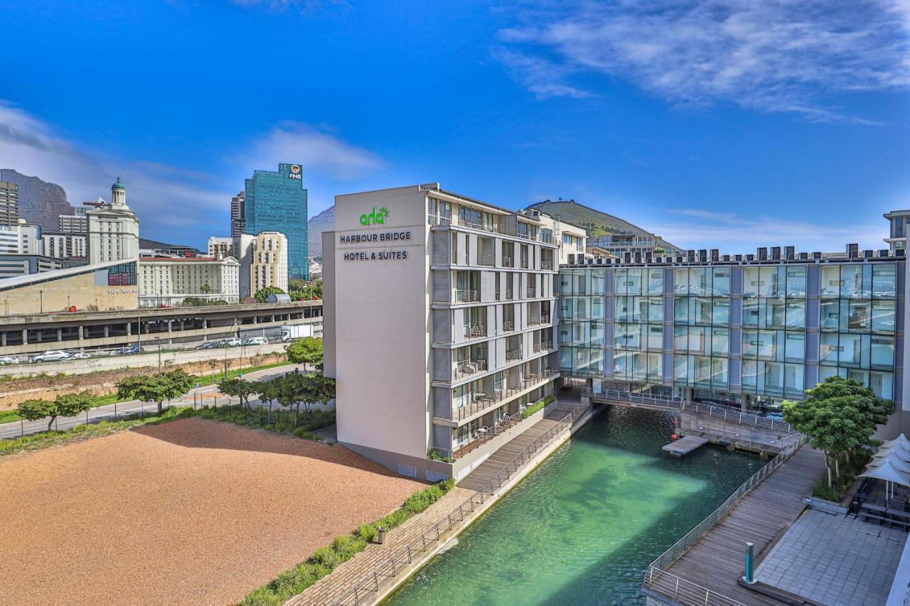 Apartment Harbour Bridge 417 By Ctha Cape Town