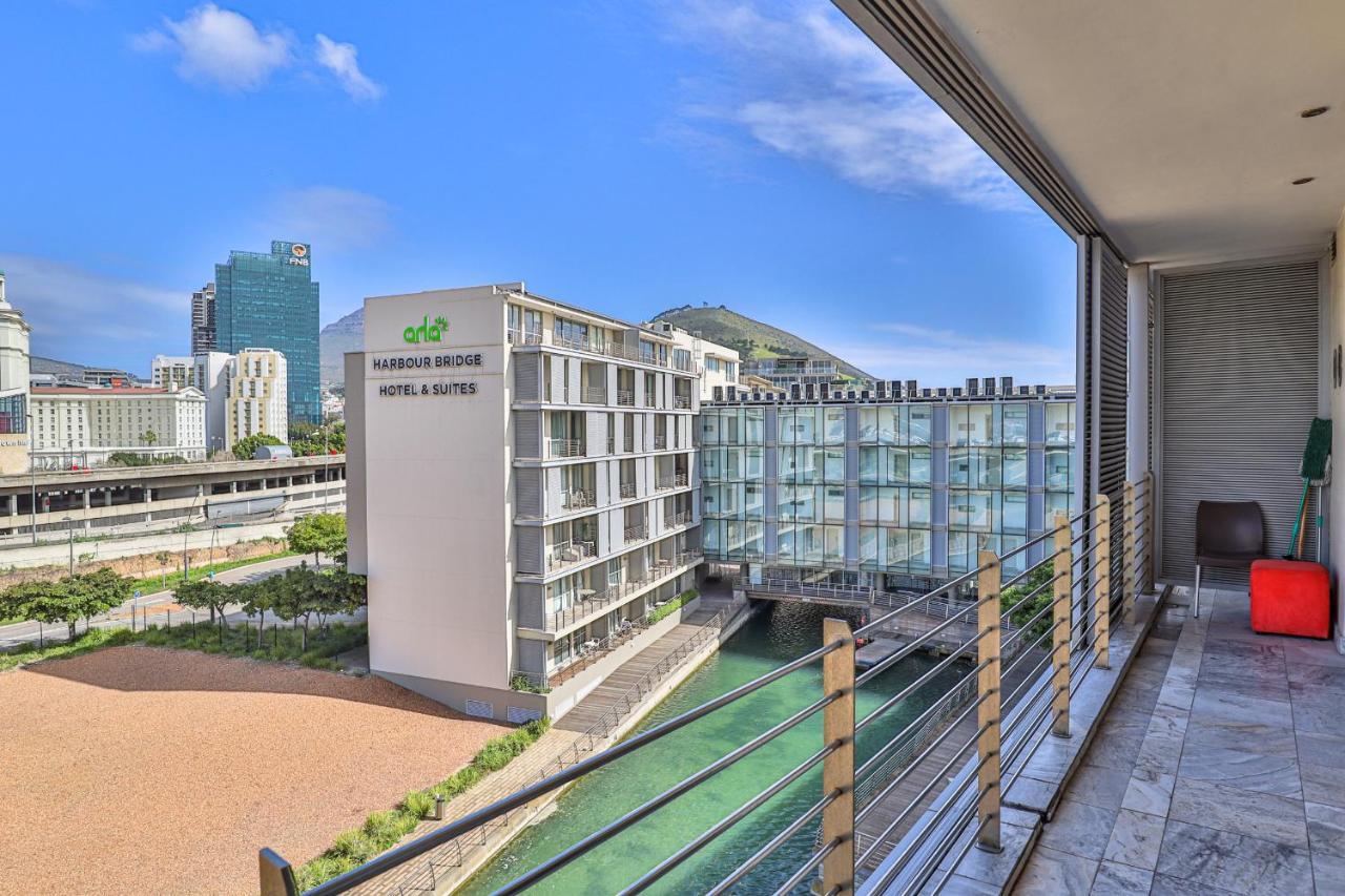 Apartment Harbour Bridge 417 By Ctha *