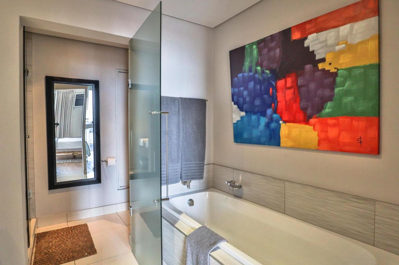 Apartment Harbour Bridge 417 By Ctha